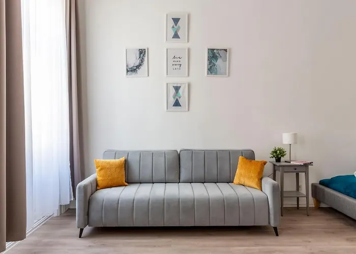 Exclusive Downtown In The Heart Of Budapeszt