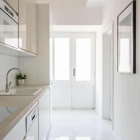 Exclusive Downtown In The Heart Of