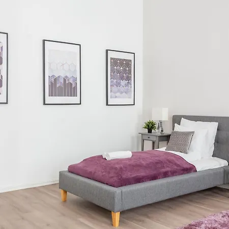 Exclusive Downtown In The Heart Of Apartment Budapest