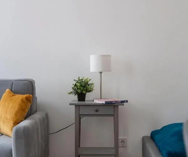 Апартаменты Exclusive Downtown In The Heart Of *