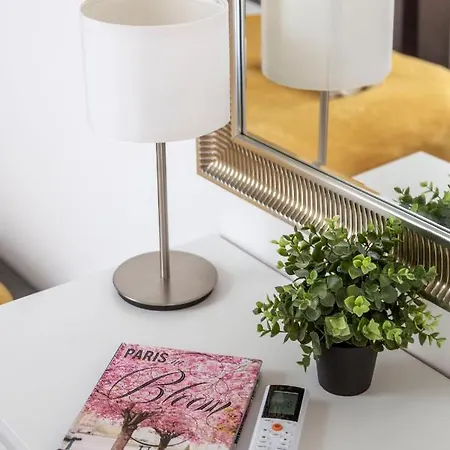 Exclusive Downtown In The Heart Of Apartman
