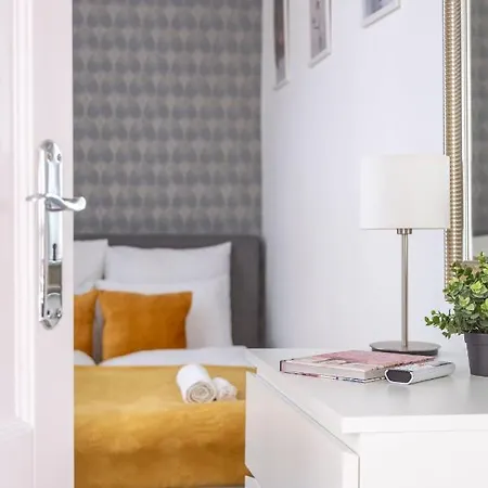 Exclusive Downtown In The Heart Of Apartman