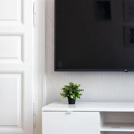 Exclusive Downtown In The Heart Of Apartman Budapest